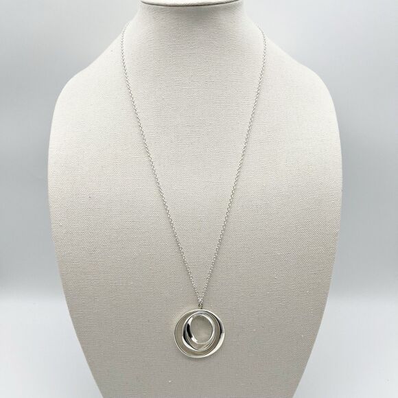 Vintage Silver Tone Marked NRQ Graduated 3 Oval Pendant Necklace 27.5” - Picture 3 of 7